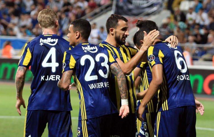 <p>12- Fenerbahçe (365.000)</p>
