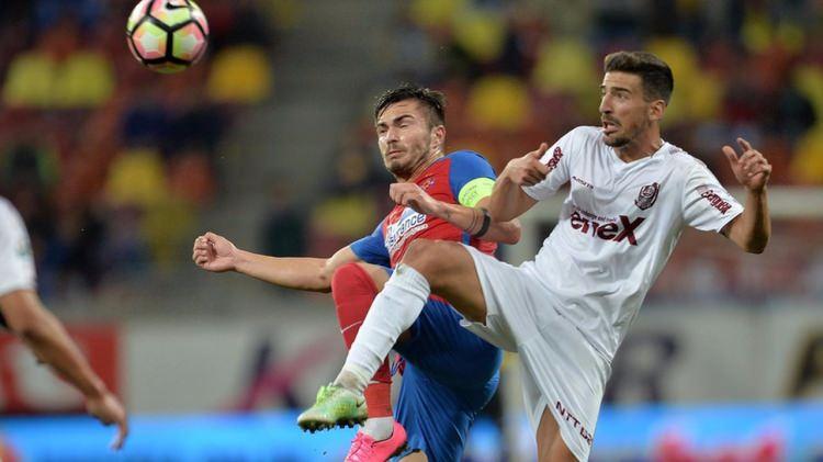<p><strong>Romanya:</strong> En fazla 5 yabancı futbolcu kadroda bulundurulabilir. En fazla 5 yabancı futbolcu ilk 11'de sahaya çıkabilir.</p>