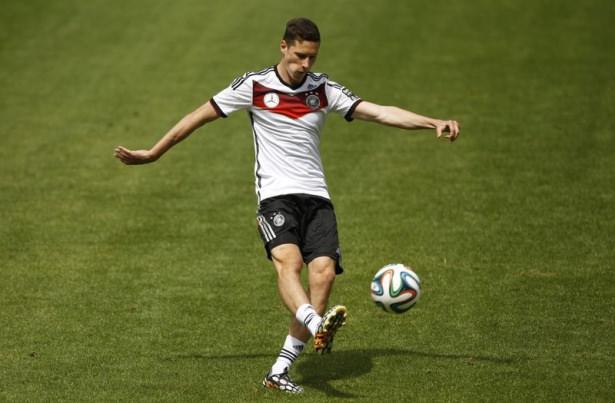 <p>Julian Draxler - Schalke 04 (20 yaşında)</p>
<p> </p>