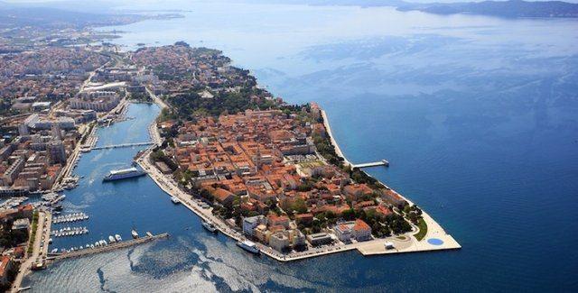 <p class="MsoNormal">16- Zadar, Hırvatistan</p>
<p class="MsoNormal"><o:p></o:p></p>
<p class="MsoNormal">Zadar'da ortalama ücret 136 dolar olarak gözüküyor. </p>