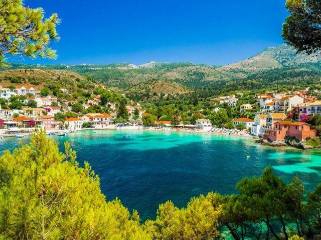 <p class="MsoNormal"><o:p> </o:p>11- Kefalonya, Yunanistan</p>
<p class="MsoNormal"><o:p></o:p></p>
<p class="MsoNormal">Listeye Yunanistan'dan giren ikinci bölge</p>