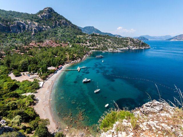 <p class="MsoNormal">4- Marmaris, Türkiye</p>

<p class="MsoNormal"><o:p></o:p></p>

<p class="MsoNormal">Türkiye'nin tatil cennetlerinden birisi olan Marmaris, listeye 4'üncü en ucuz bölge olarak giriyor.</p>
