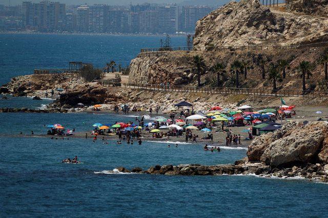 <p class="MsoNormal">3- Costa Del Sol, İspanya</p>
<p class="MsoNormal"><o:p></o:p></p>
<p class="MsoNormal">İspanya'dan en ucuzlar listesine giren bir bölge daha</p>