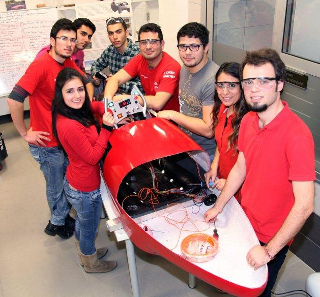 &Uuml;niversiteden yapılan a&ccedil;ıklamaya g&ouml;re, Gedizli &ouml;ğrenciler, tasarladıkları ara&ccedil;la Hollanda'daki uluslararası yarışa T&uuml;rkiye'den katılmaya hak kazanan tek ekip oldu.