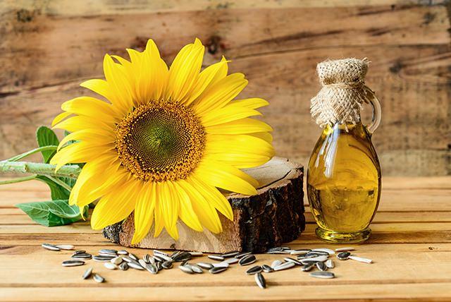 <p>Alzheimer hastaları üzerinde bir araştırma yapıldı. Doktorlar hastaların beyninin bir bölümünden biyopsi alarak o plağın oluştuğunu tespit etti. </p>
