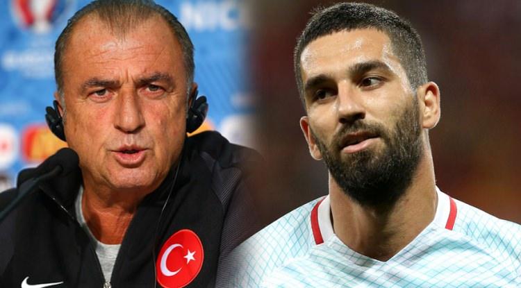 <p>Milli Takım’da yaşananlar her zaman gündemde. Buraya aday gösterilen bir teknik adam olarak size bu son huzursuzluğu sormak istiyorum. Fatih Terim ile Arda tatsızlığı... Buradaki çatışma neydi sizce?</p>

<p>- Burada biraz geri çekileceğim, çünkü ayrıntıları bilmiyorum. Ayrıntıları bilsem ne olduğu hakkında konuşabilirdim, gayret ederdim buna ama bu bilgilere hakim değilim. O yüzden söyleyeceklerim amacından taşabilir. Kaş yaparken göz çıkarmak istemiyorum</p>
