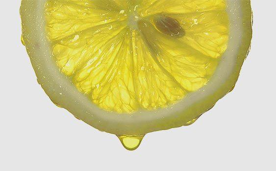 <p>Bir kilo limonda bir kilo çilekten daha fazla şeker vardır.</p>
<p> </p>