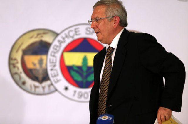 <p>FIRTINA ÖNCESİ SESSİZLİK<br />
Fenerbahçe’de bir biri ardına yaşanan şok gelişmeler sonrasında moraller kelimenin tam anlamıyla sıfıra indi...</p>