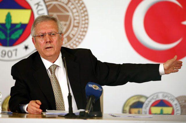 <p>Bu çağrımızın Fenerbahçemiz’in namusu 3 Temmuz sürecine karşı duruşumuzu katiyen değiştirmeyeceğini, Yargıtay süreci bitmeden yönetim değişikliği olsa bile, yeni yönetimlerin de bu sürece sonuna kadar sahip çıkacaklarının en büyük takipçisi olacağımızı ve SARI LACİVERT DUVARI yıkmaya kimsenin gücünün yetmeyeceğini dosta düşmana bir kez daha hatırlatırken, bu düşüncelerimizi paylaşan değerli kongre üyelerimizi, ortak çağrımızı imzalamaya ve aynı düşünceleri paylaşan diğer üyelerimizle beraber sesimizi daha güçlü şekilde duyurmaya davet ediyoru</p>
