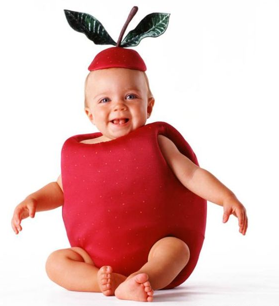 <p>Klasikleşmiş bebek kostümlerinin dışına çıkan meyve görünümlü kostümler, sizin de bebeğinizi şirinlik abidesi yapabilir.</p>
