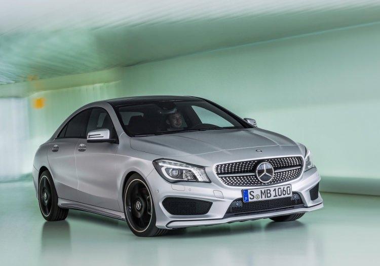<p>Mercedes Benz CLA</p>
<p>2017 çıkışlı başlangıç fiyatı: 170.700 TL<br />
2016 çıkışlı başlangıç fiyatı: 158.120 TL</p>