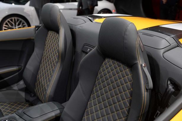 <p>Audi R8 Spyder</p>

