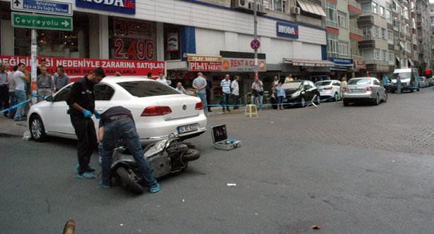 <p>Bahçelievler’de otomobilde seyahat eden sivil polis memuru, iddiaya göre trafikte yaşanan tartışma nedeniyle silahlı saldırıya uğradı.</p>

<p>​</p>
