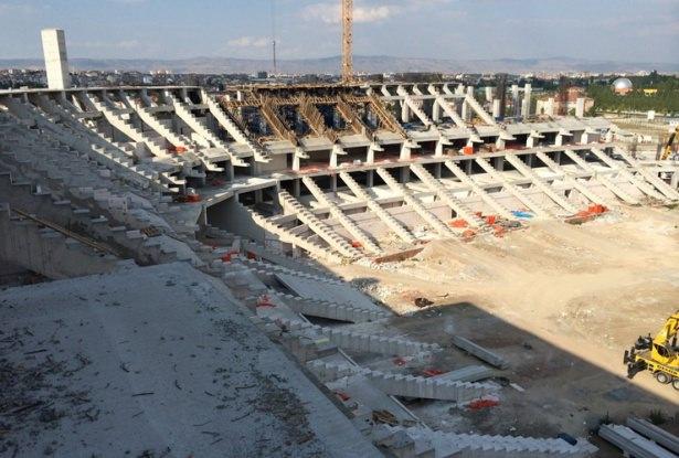 <p>Yeni Eskişehir Stadyumu</p>
