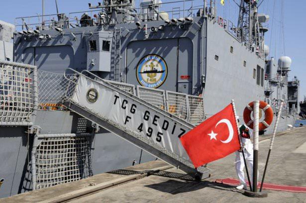 <p>Çanakkale'den 18 Mart'ta yola çıkan ve Afrika'da çeşitli ülkeleri ziyaret eden Barbaros Türk Deniz Görev Grubu (TDGG) Sudan'a ulaştı.</p>
