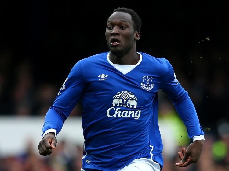 <p>Romelu Lukaku (Everton)</p>
<p>İsteyen kulüpler: Bayern, Chelsea</p>