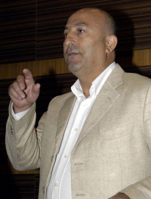 <p>DIŞİŞLERİ BAKANI/MEVL&Uuml;T &Ccedil;AVUŞOĞLU Lise: &Ouml;zel H. Emin Paşa Lisesi</p>
