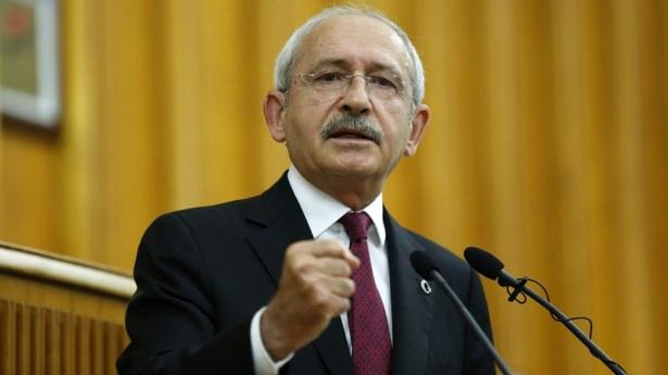 <p>Kılıçdaroğlu'nun "Böyle bir başkanlık sistemini kan dökmeden gerçekleştiremezsiniz" söylemini nasıl karşılıyorsunuz? sorusuna anket katılımcılarının yüzde 88,8 gibi bir oranda doğru bulmuyorum cevabı vermesi dikkat çekti.</p>
