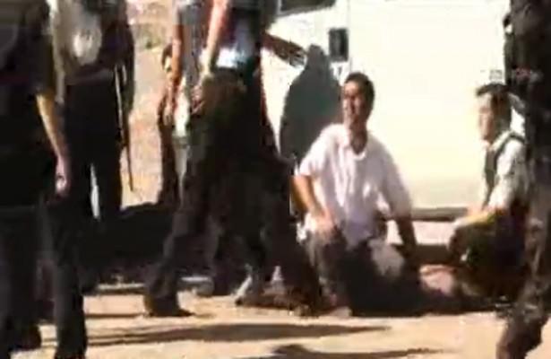Özel Hareket Polisleri de kaçan kamyonetin ardından gelerek mahalleyi ablukaya aldı. Operasyonun ardından bu araçtaki PKK'lılar da etkisiz hale getirildi.