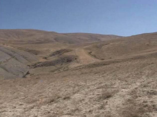 Öldürülen PKK’lıların yanında 2 adet uzun namlulu silah ve bu silahlara ait çok sayıda mermi, 1 adet glock marka tabanca ve el bombası ele geçirildi.