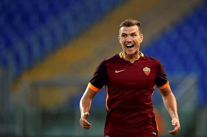 <p>Edin Dzeko (Forvet)</p>

<p> </p>
