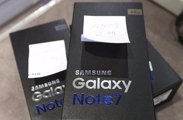 <p>Samsung, Note 7 talihsizliğinin ardından, Galaxy S8 hamlesiyle güçlenmeye çalışırken bu yıl çıkması beklenen iPhone 8 karşısında sunacağı Galaxy Note 8 için de çalışmaya devam ediyor.</p>

<p> </p>

<ul>
</ul>

<ul>
</ul>
