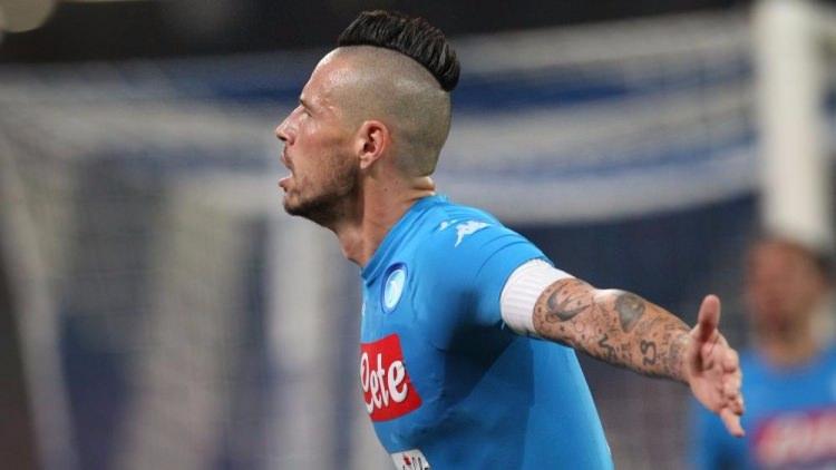 <p>82</p>

<p>Marek Hamsik 29</p>

<p>Napoli</p>
