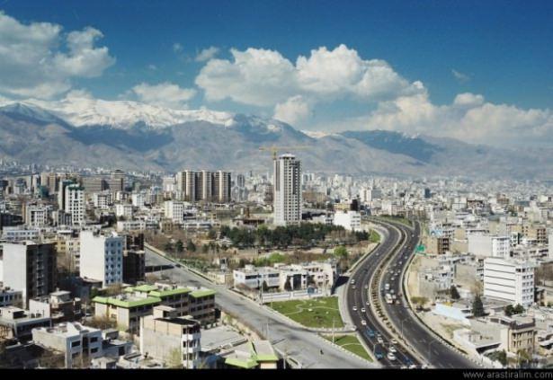 <p>İran, nüfusu: 74.196.000</p>

<p> </p>
