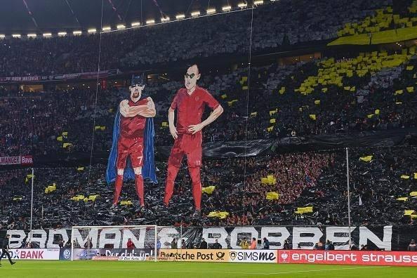 <p>Bayern Münih'ten Dortmund'a Batman ve Robin kontrası. Gerçek Badman & Robben</p>