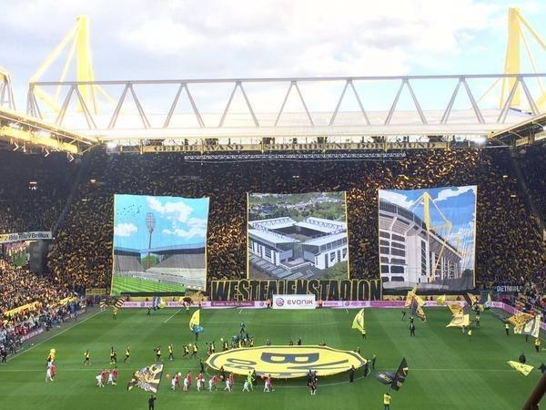 <p>Borussia Dortmund taraftarları, Vestfalen Stadı'nın 41. yılı anısına Bayern Münih ile oynanan maçta böyle bir koreografi hazırladı.</p>
