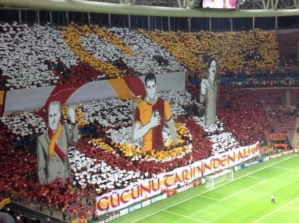 <p>Sarı-kırmızılıların yaptığı görsel şovda, efsanelerden Ali Sami Yen, Gündüz Kılıç ve Metin Oktay yer alırken, "Gücünü tarihinden al" mesajı verildi.</p>
