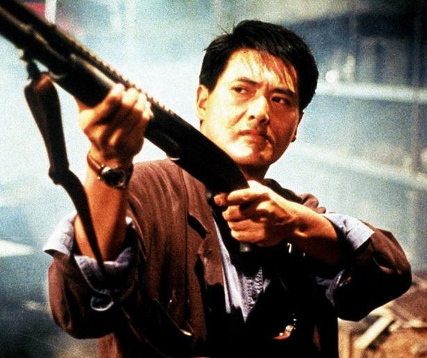 <p><strong>TEQUILA</strong><br />
Aktör: Chow Yun Fat<br />
Film: Hard Boiled (1992)</p>
