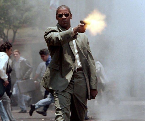 <p><strong>CREASY</strong><br />
Aktör: Denzel Washington<br />
Film: Man On Fire</p>
