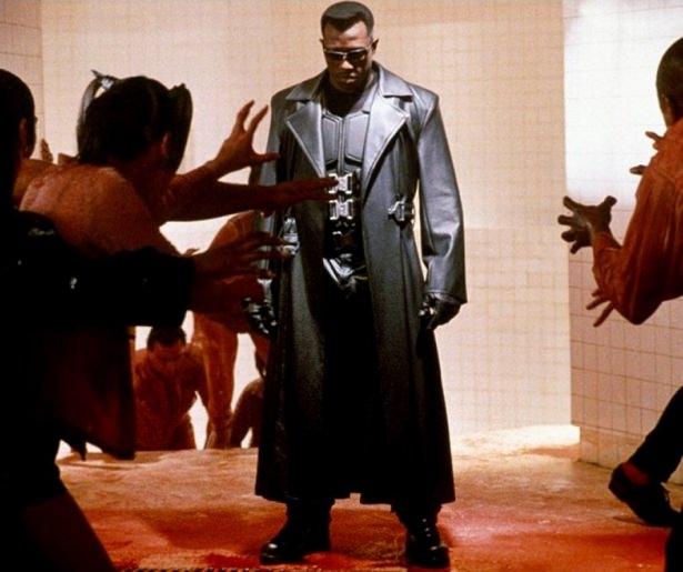 <p><strong>BLADE</strong><br />
Aktör: Wesley Snipes<br />
Film: The Blade üçlemesi (1998-2004)</p>
