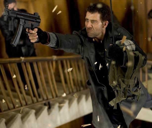 <p><strong>SMITH</strong><br />
Aktör: Clive Owen<br />
Film: Shoot 'Em Up (2007)</p>
