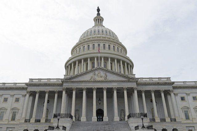 <p><strong>Patricia Blair - Hattat -102 bin 212 dolar</strong></p>

<p>&nbsp;</p>

<ul>
</ul>

<ul>
</ul>
