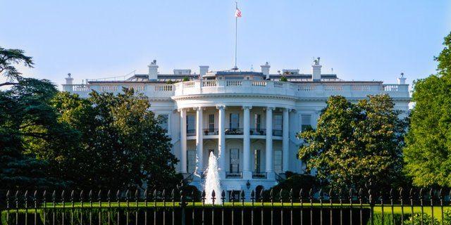 <p><strong>Alexander El-Fakir - Araştırma Analisti - 42 bin dolar</strong></p>

<p>&nbsp;</p>

<ul>
</ul>

<ul>
</ul>
