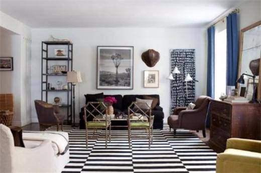 <p>Nate Berkus Program sunucusu ve tasarımcı Nate Berkus’un Chicago’daki evinde ahşap döşemeler, yenilenmiş bir süit ve içinde İngiliz küveti bulunan özel tasarlanmış bir banyo bulunuyor. Berkus’un evi 2 milyon dolara satılık listesinde.</p>
