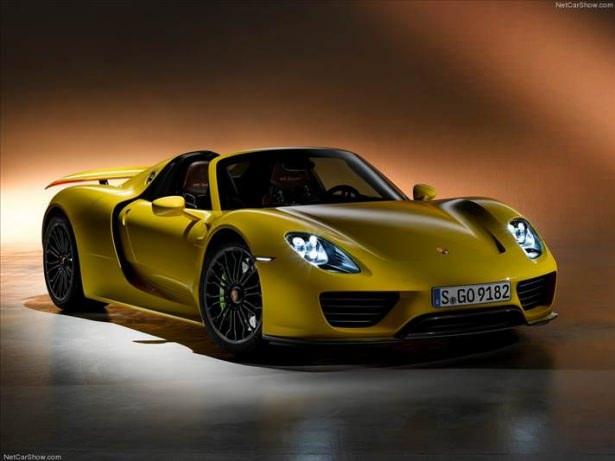 <p>Porsche’nin hibrit süper spor otomobili 918, üretimi sona ererek tarihin sayfalarına doğru yol aldı.</p>