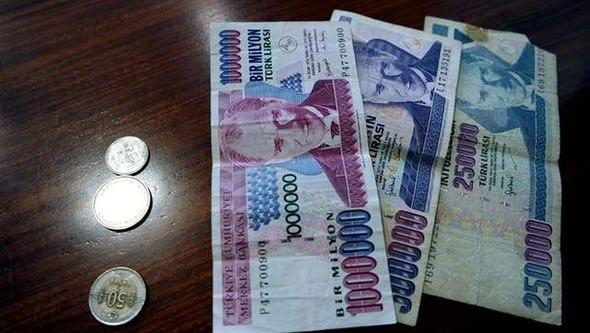 <p>Türk parası geçmişten bugüne epey değişti; işte karşınızda ilk Türk parasından bugüne banknot ve bozuk paralar...</p>

<p> </p>
