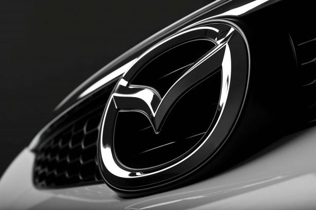 <p>MAZDA</p>

