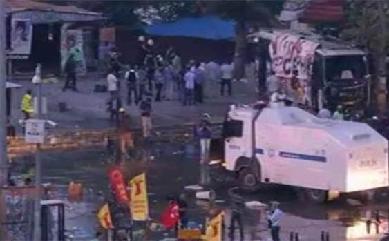 <p>Beni tomanın yağmurlarında yıkasınlar</p>