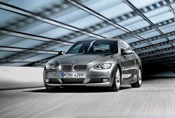 BMW 320d => 117.000TL