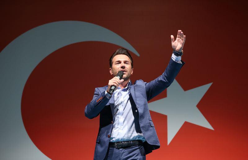 <p>Uğur Arslan</p>
