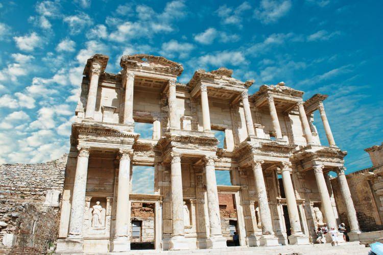 <p><strong>Ülke Turizminin Bel Kemiği Ege Bölgesi...</strong></p>