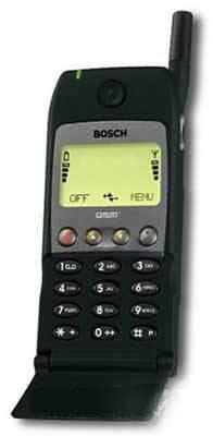 Bosch Com 908  Beyaz eşya üreticisi Bosch 90'lı yıllarda cep telefonu pazarına girmişti. Bosch'un cep telefonu dünyasındaki macerası kısa sürdü. O yıllardan akıllarda kalan 99 gram ağırlındaki Com 908 modelinin özellikleri SMS göndermek, saat ve alarm ile sınırlıydı.