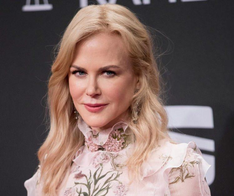 <p>Geçmişte botoks yaptıran Nicole Kidman, genç görünümünün güneş kremi olduğunu söylüyor.</p>
