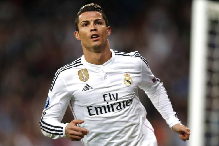 <p>Cristiano Ronaldo - Futbol - 88 milyon</p>
