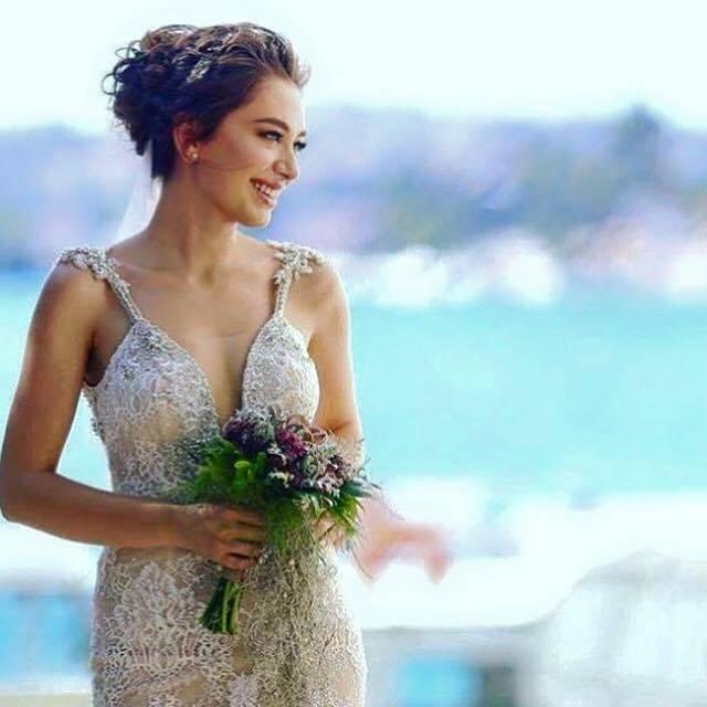 <p>Neslihan Atagül</p>
