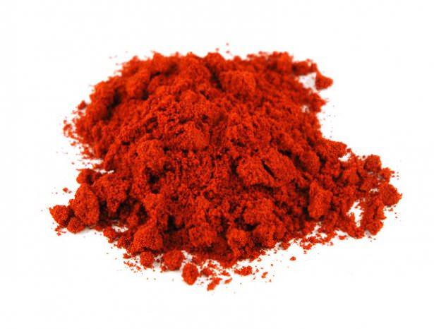 <p><strong>Paprika</strong></p>

<p>Hipotermi, uzun süre yüksek dozda gastrit, böbrek ve karaciğer bozuklukları ve etkileri görülebilir.</p>
